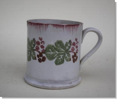 RED FEATHER EDGE SPONGEWARE MUG