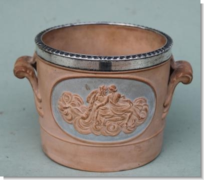 ADAM STYLE SPODE TERRACOTTA BODY BOTTLE COASTER c.1810.