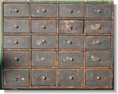 NEST OF DRAWERS. Mid 19th century.