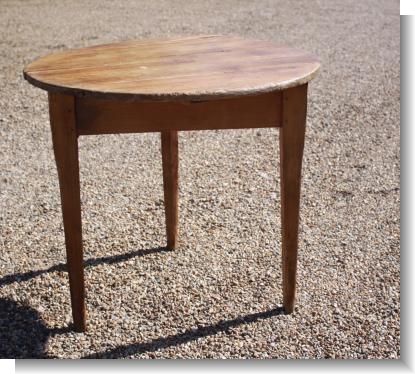 PINE CRICKET TABLE