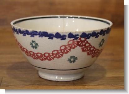 SMALL SPONGE WARE BOWL