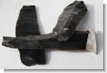  Neolithic flint tool knifes. 