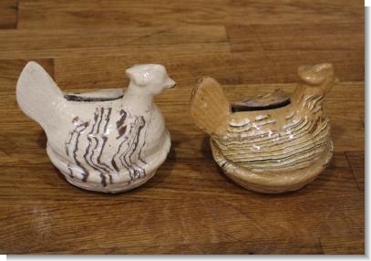 Small AGATE HEN MONEY BOXES, c.1850