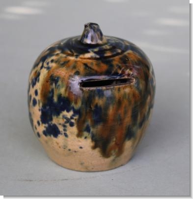 Morrison & Crawford, Rosslyn Pottery. Money Box.