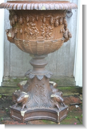 MASSIFE SALTGLAZE GARDEN URN.