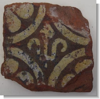 OXFORDSHIRE MEDIEVAL TILE Fleur de Lys.