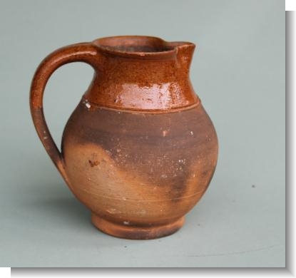 SMALL VERWOOD JUG