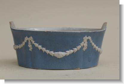 SLIP DECORATED BUTTER POT